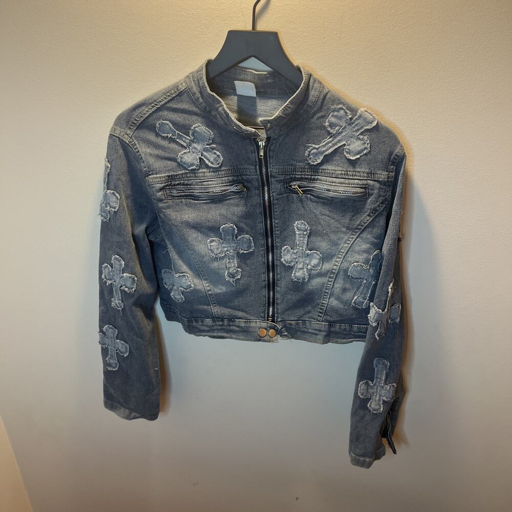 Women's Denim Jean Jacket Blue Cross Appliqué Distressed Lightweight Zip/Button